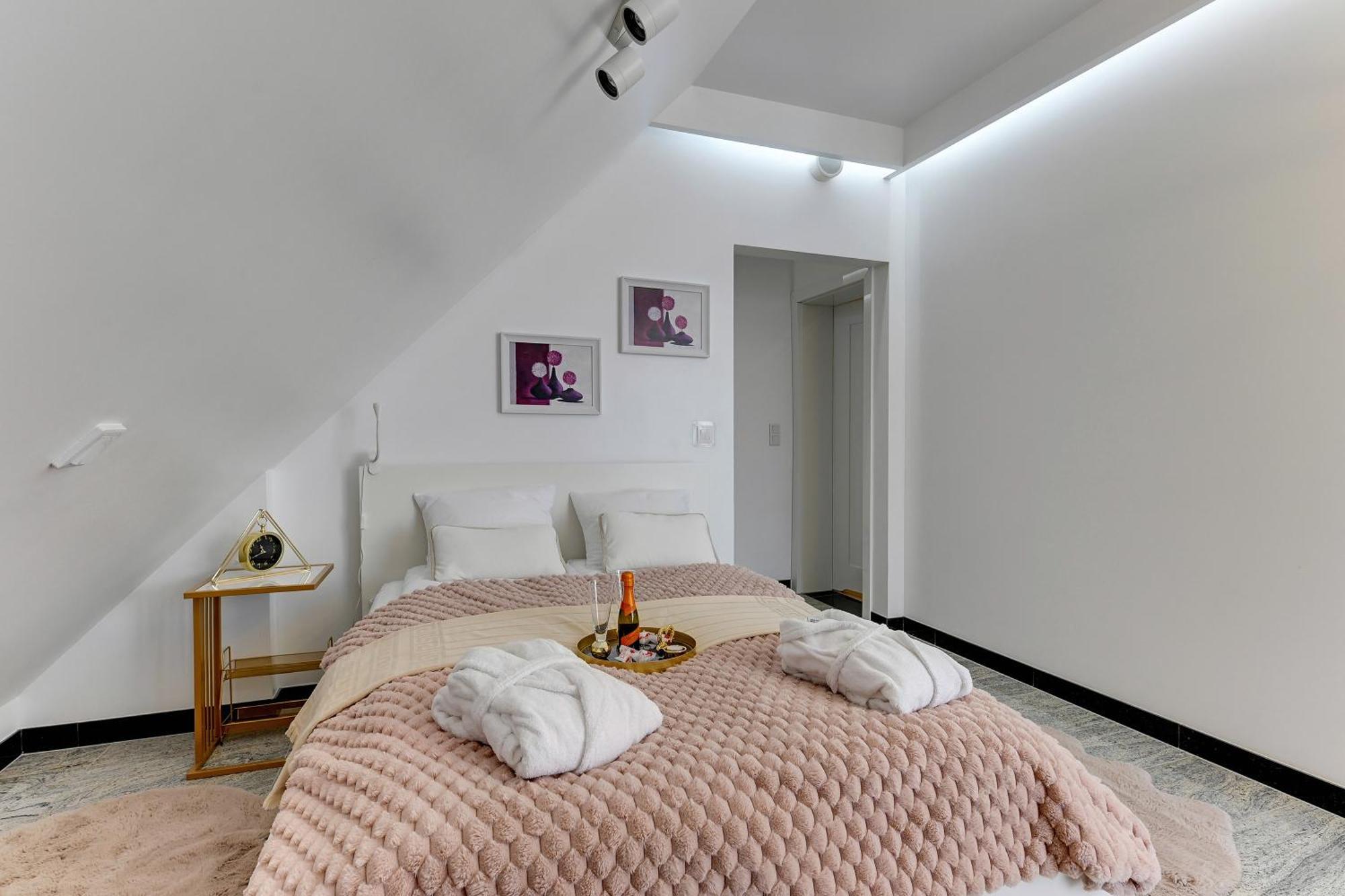 Granaria Kingdom & Happiness Premium Apartments By The River - Gratis Prosecco Danzica Esterno foto